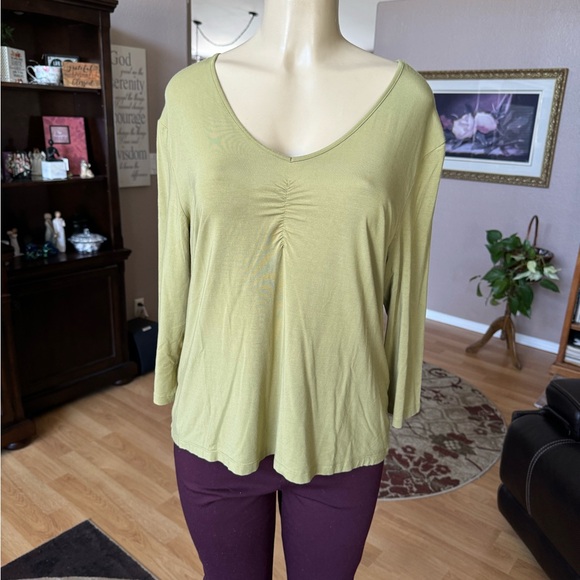 Valerie Seperstes light green 3/4 sleeves Vneck blouse-size XL - Picture 5 of 9
